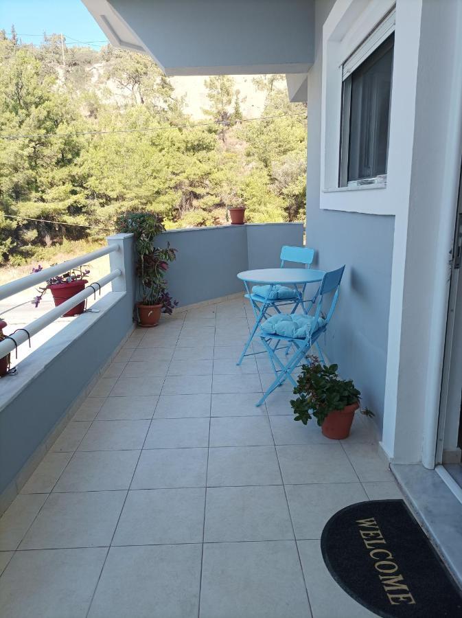 Away From * Ixia (Rhodes)